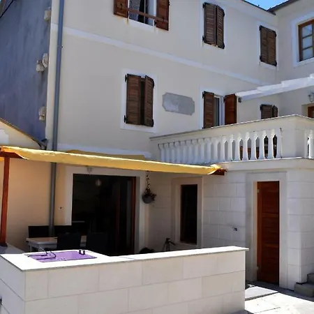 Bay Sascica Apartment Sali Exterior photo